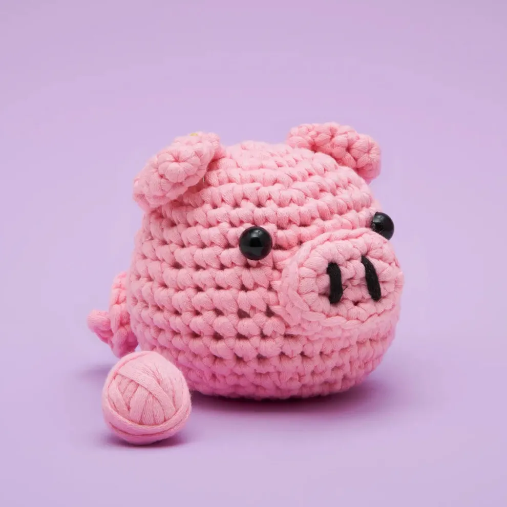 The Woobles Bacon the Pig Beginner Crochet Kit - Owl & Goose Gifts